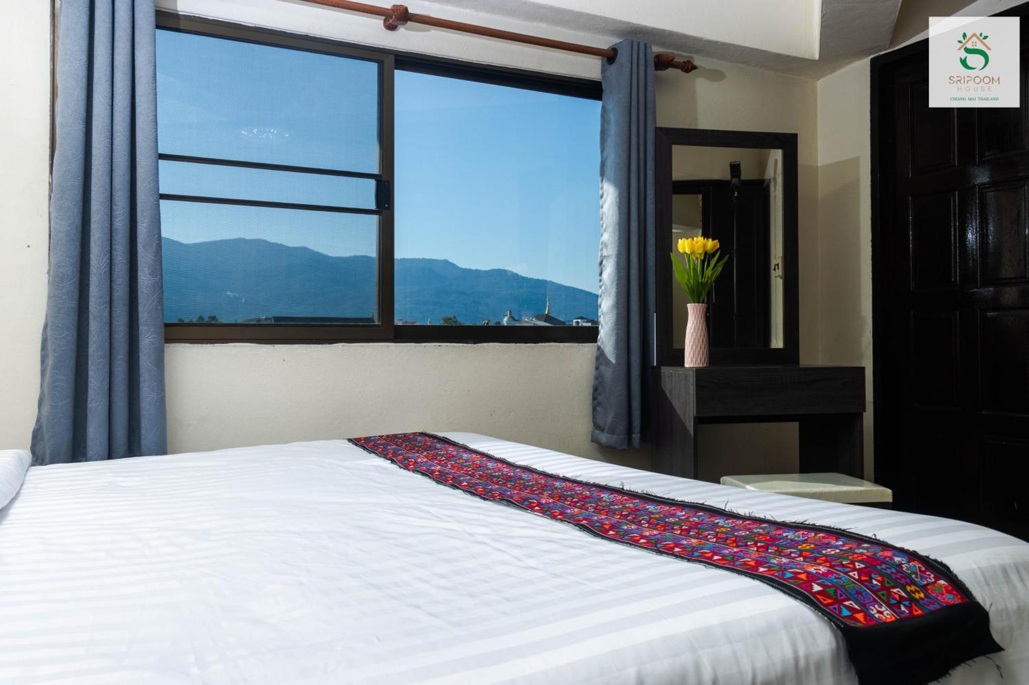 Sripoom House 1 Hotel Chiang Mai Exterior photo