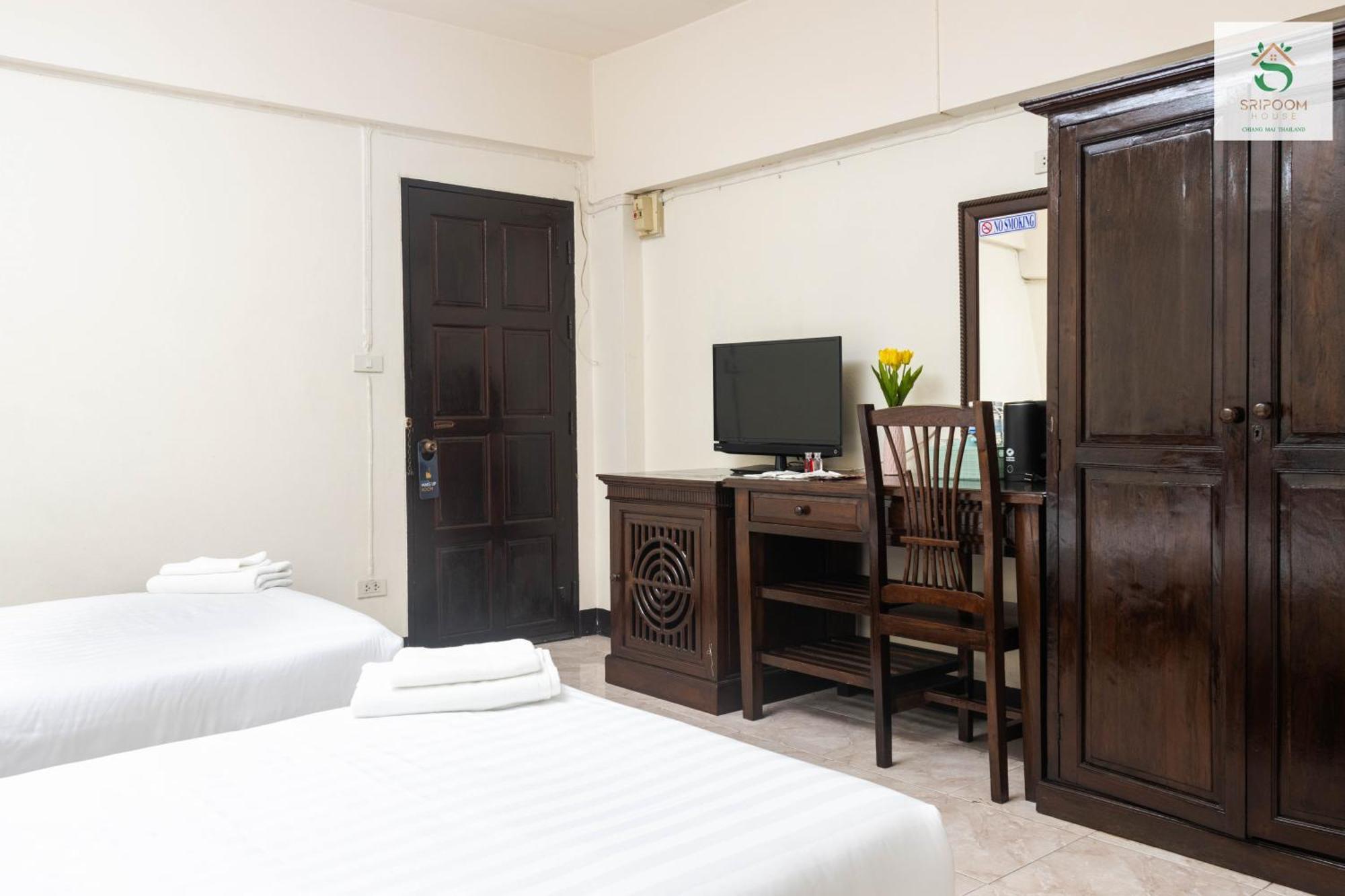 Sripoom House 1 Hotel Chiang Mai Exterior photo